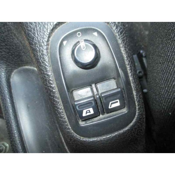 peugeot 206 berlina del año 2001