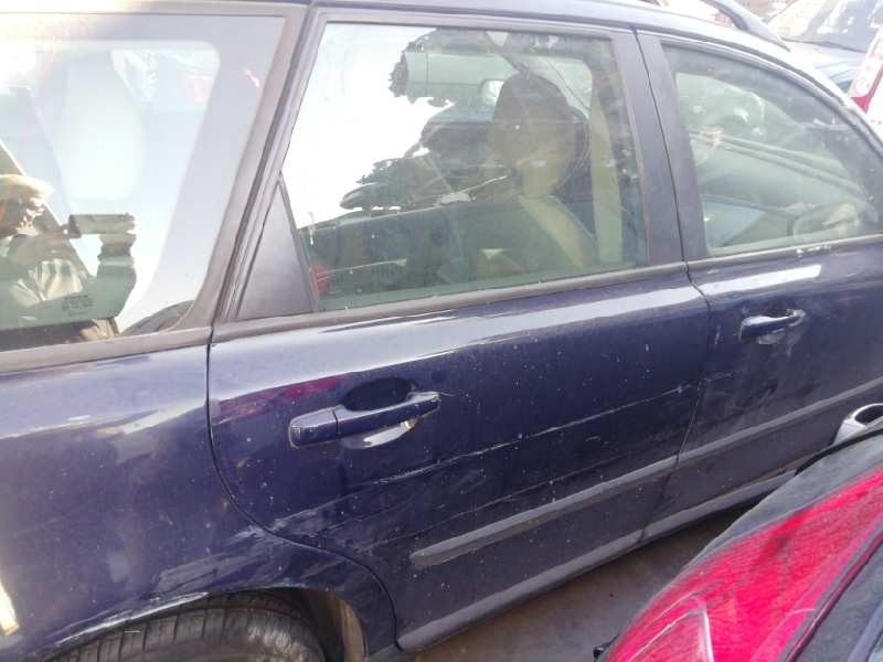 Recambio de puerta trasera derecha para volvo v50 familiar 1.8 cat referencia OEM IAM 31335470 SIN ACCESORIOS AZUL
