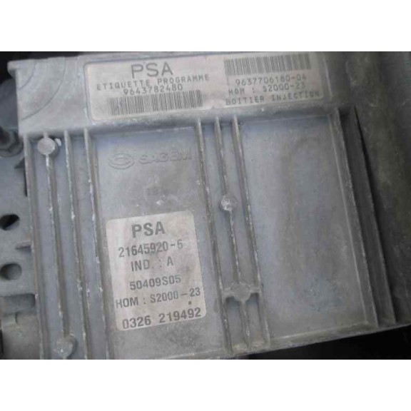 peugeot 206 berlina del año 2001