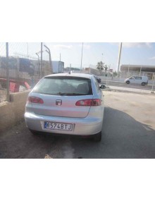 seat ibiza (6l1) del año 2002