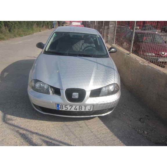 seat ibiza (6l1) del año 2002