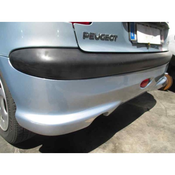 peugeot 206 berlina del año 2001