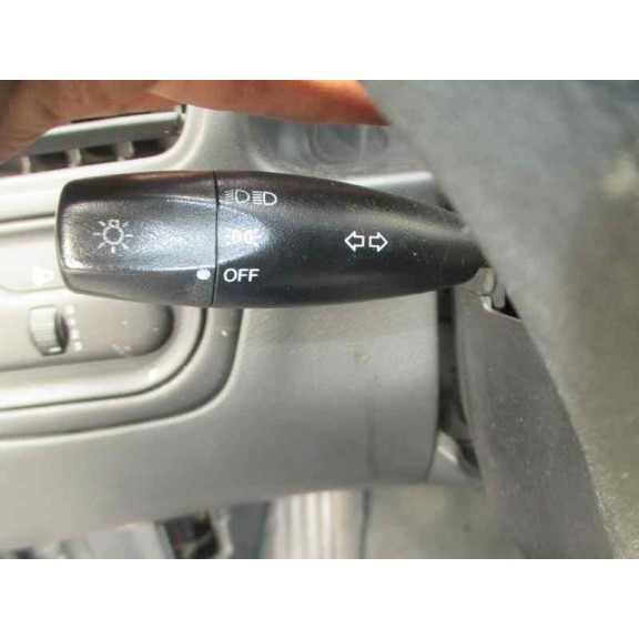 daewoo lanos del año 2000