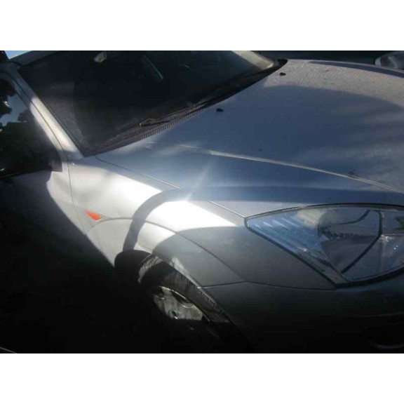 ford focus berlina (cak) del año 2000