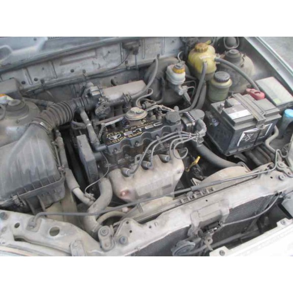 daewoo lanos del año 2000