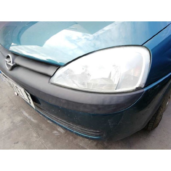 opel corsa c del año 2001