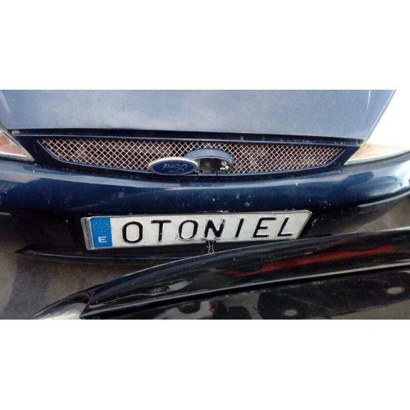 ford focus berlina (cak) del año 2003