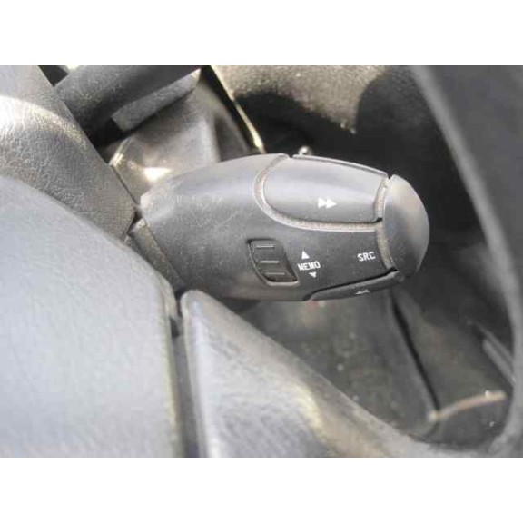 peugeot 206 berlina del año 2002