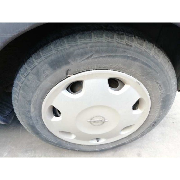 opel corsa c del año 2001