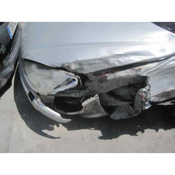 peugeot 206 berlina del año 2002