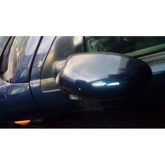 ford focus berlina (cak) del año 2003