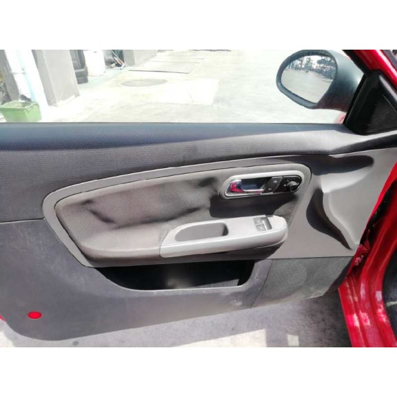 seat ibiza (6l1) del año 2008