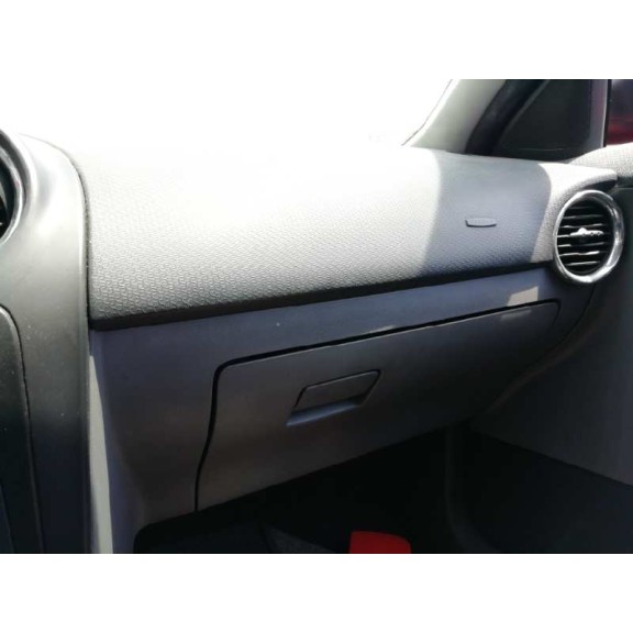 seat ibiza (6l1) del año 2008