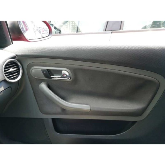 seat ibiza (6l1) del año 2008