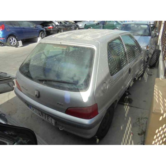 peugeot 106 (s2) del año 2000