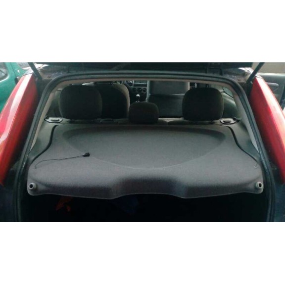 ford focus berlina (cak) del año 2003