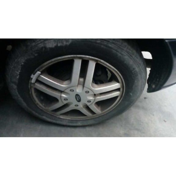 ford focus berlina (cak) del año 2003