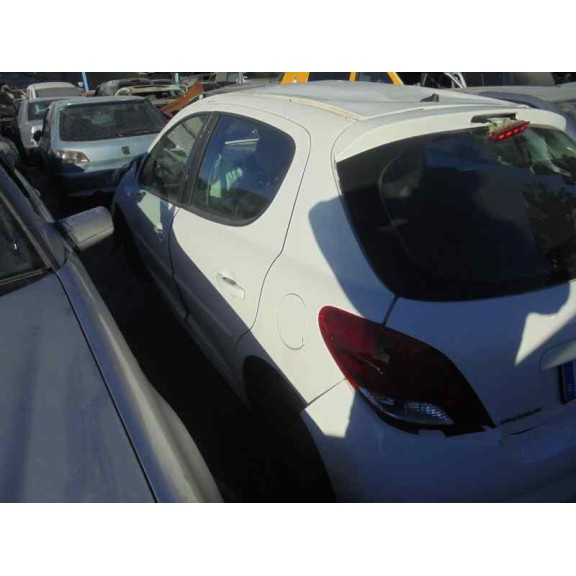 peugeot 207 del año 2011