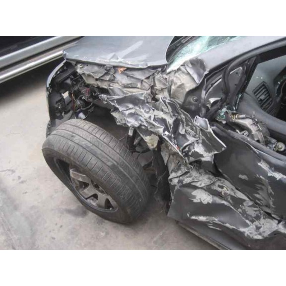 volkswagen golf v berlina (1k1) del año 2005