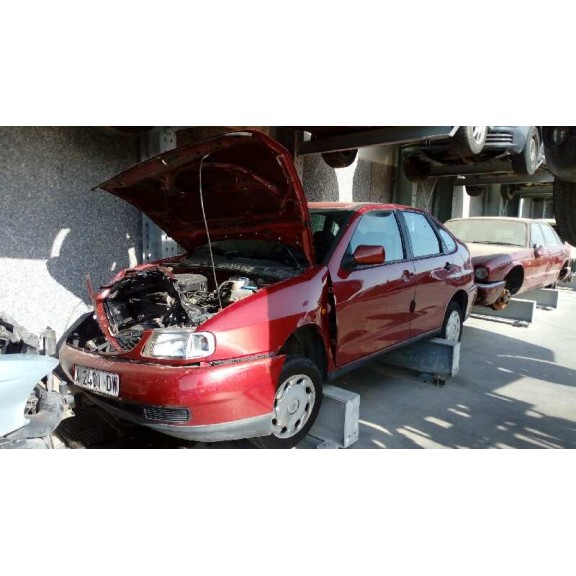 seat cordoba berlina (6k2) del año 1999