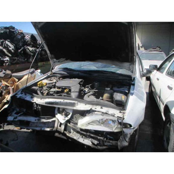 renault megane i fase 2 berlina (ba0) del año 2000