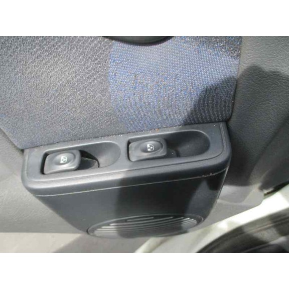 renault clio ii fase i (b/cbo) del año 1999