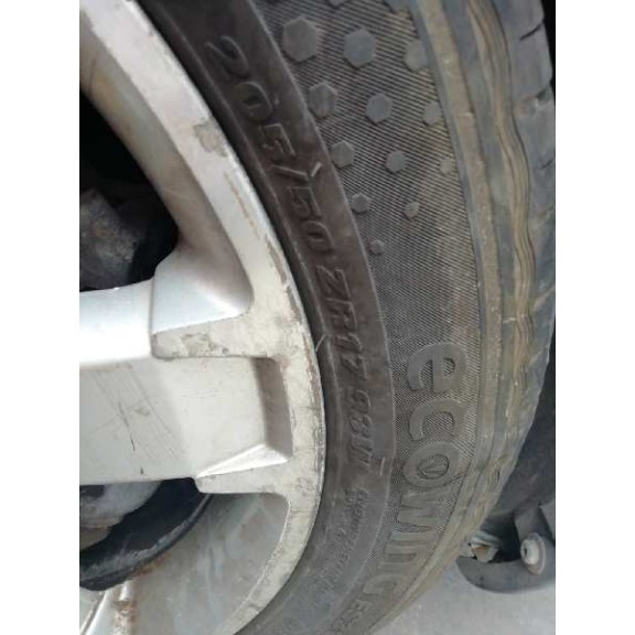 ford focus berlina (cap) del año 2006