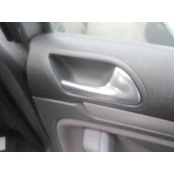 volkswagen golf v berlina (1k1) del año 2005