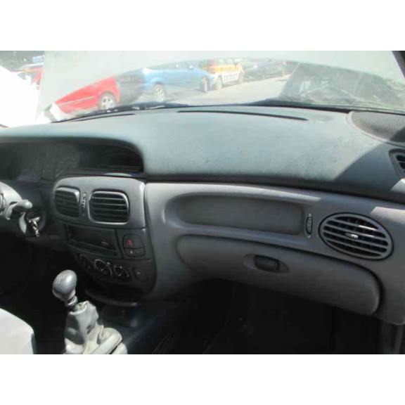 renault megane i fase 2 berlina (ba0) del año 2000