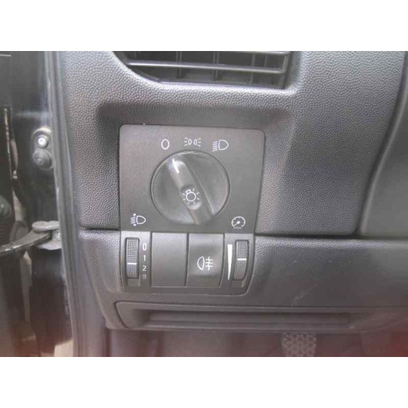 opel corsa c del año 2004