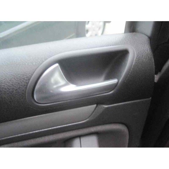 volkswagen golf v berlina (1k1) del año 2005