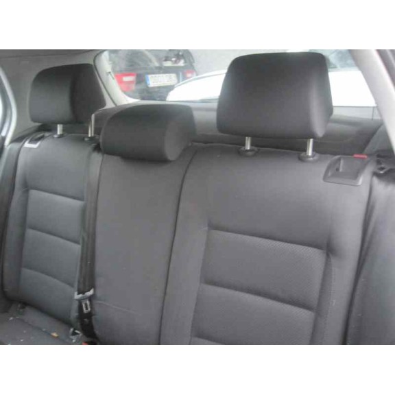 volkswagen golf v berlina (1k1) del año 2005