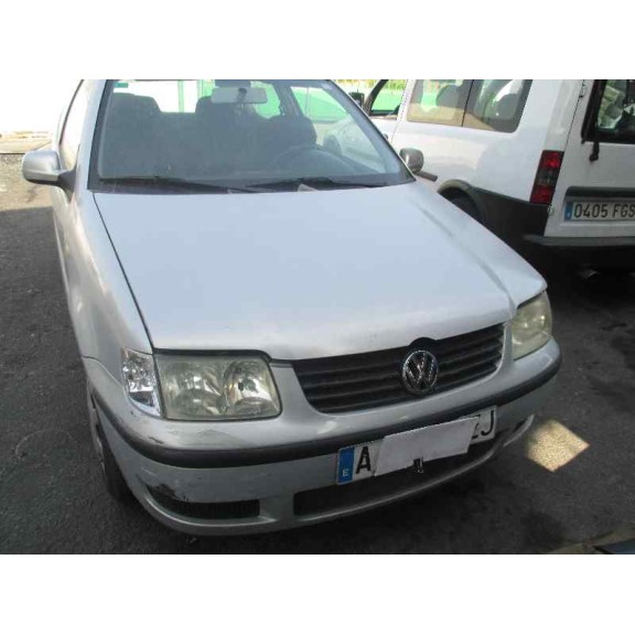 volkswagen polo berlina (6n2) del año 2000