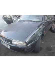 ford fiesta berlina del año 1996