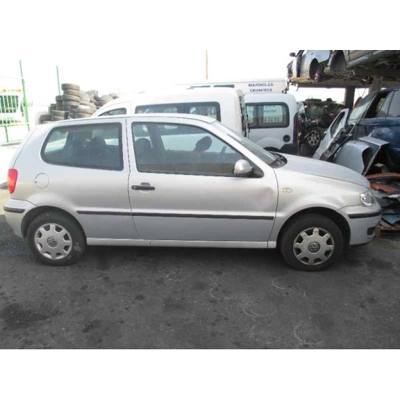 volkswagen polo berlina (6n2) del año 2000