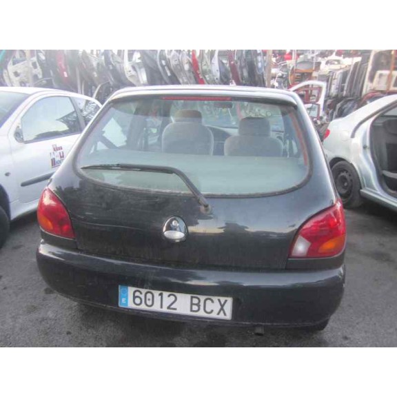 ford fiesta berlina del año 1996