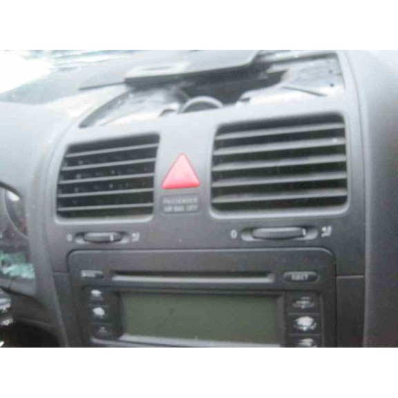 volkswagen golf v berlina (1k1) del año 2005