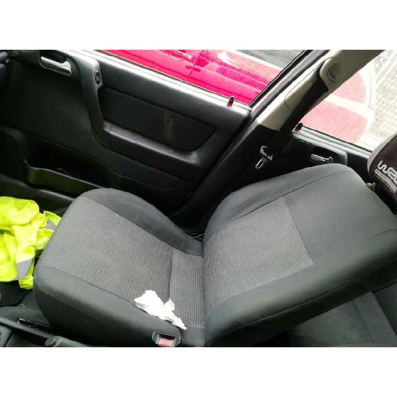 opel astra g berlina del año 2003