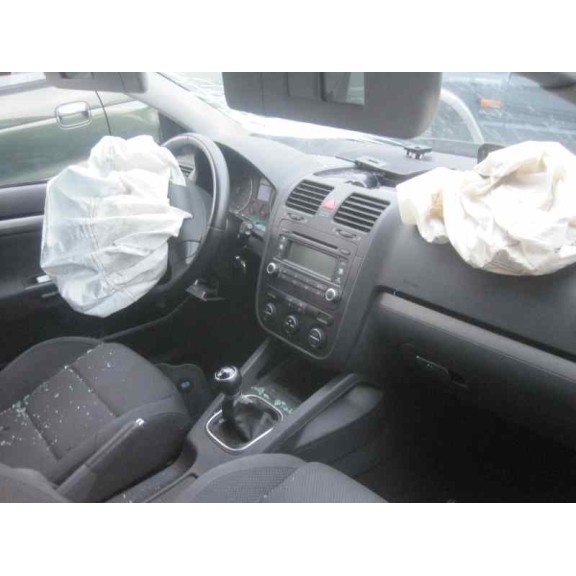 volkswagen golf v berlina (1k1) del año 2005