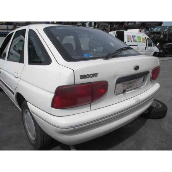 ford escort berlina/turnier del año 1994