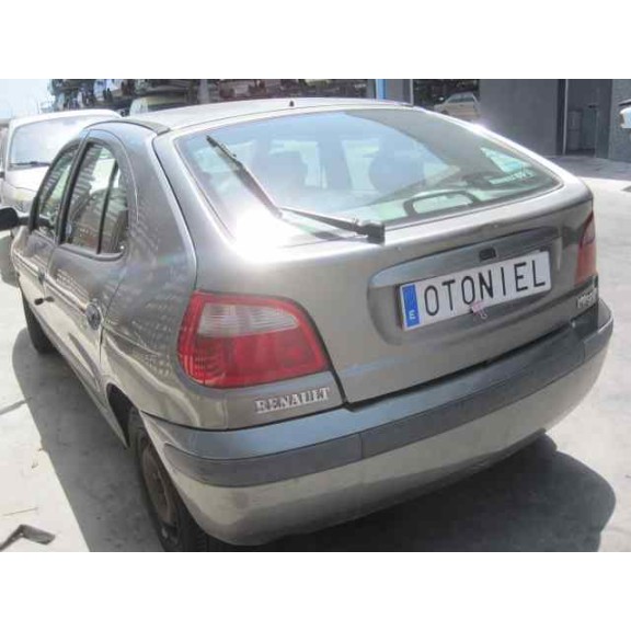 renault megane i fase 2 berlina (ba0) del año 2001