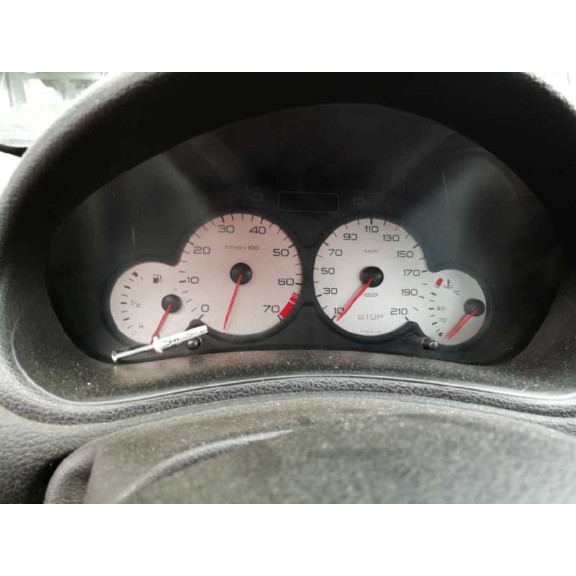 peugeot 206 berlina del año 2004