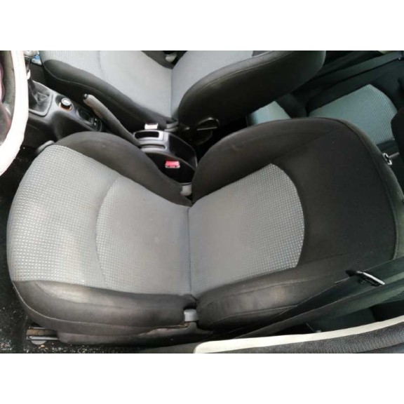 peugeot 206 berlina del año 2004