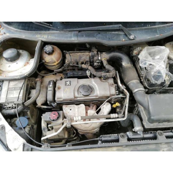 peugeot 206 berlina del año 2004