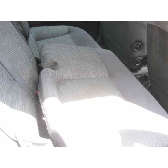 renault megane i fase 2 berlina (ba0) del año 2001