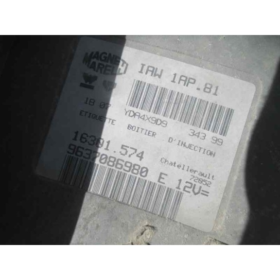 peugeot 206 berlina del año 2000