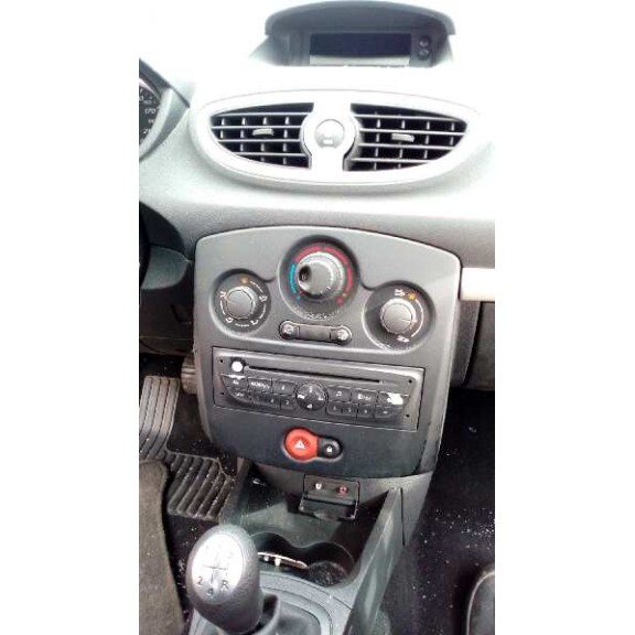 renault clio iii del año 2009