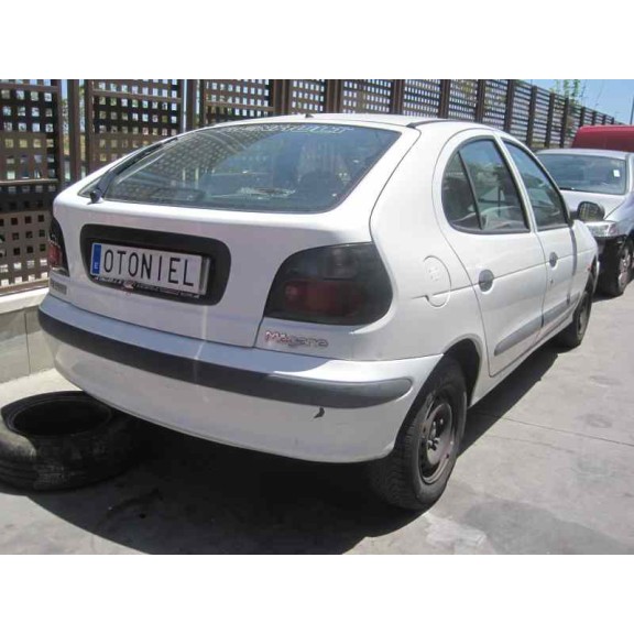 renault megane i fase 2 berlina (ba0) del año 1998