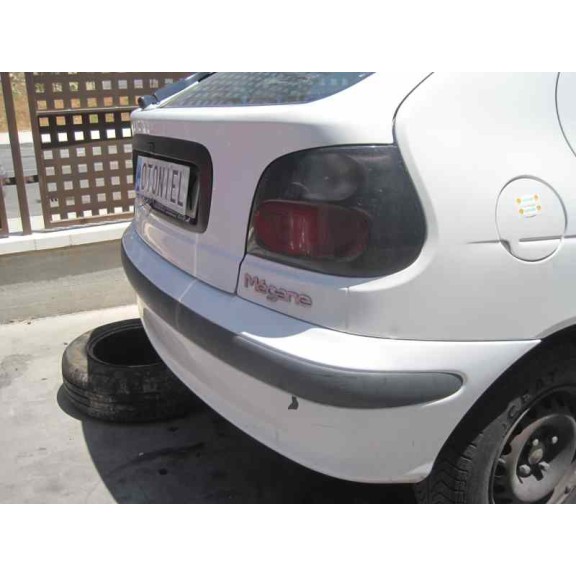 renault megane i fase 2 berlina (ba0) del año 1998