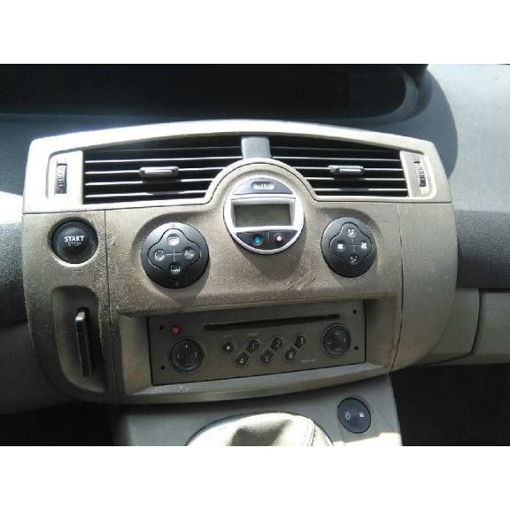 renault scenic ii del año 2005